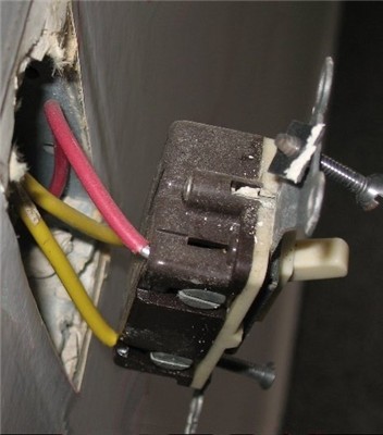 aluminum wire on outlet